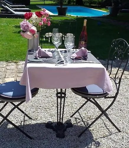 Couette-café Le Mouton Blaison-Gohier